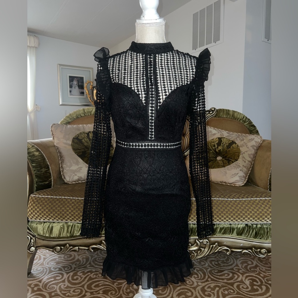 PrettyLittleThing Black Long Sleeve Dress